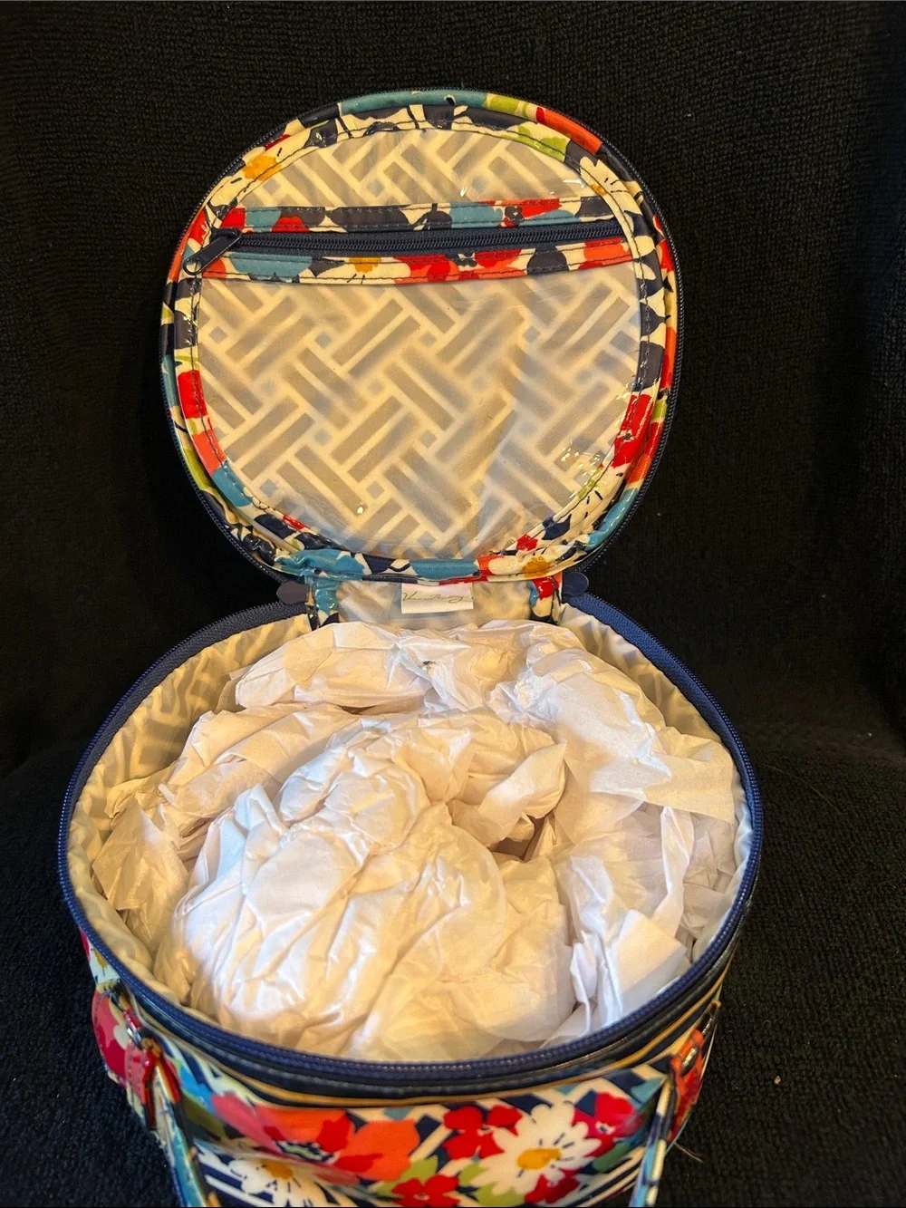 Vera Bradley round cosmetic